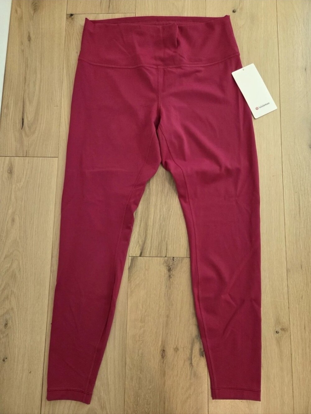 Lululemon Wunder Train HR Tight 28" Size 14 Berry Rumble